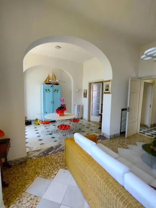-Casa Padronale Fronte Mare- Apartment Massa   Massa (Tuscany)